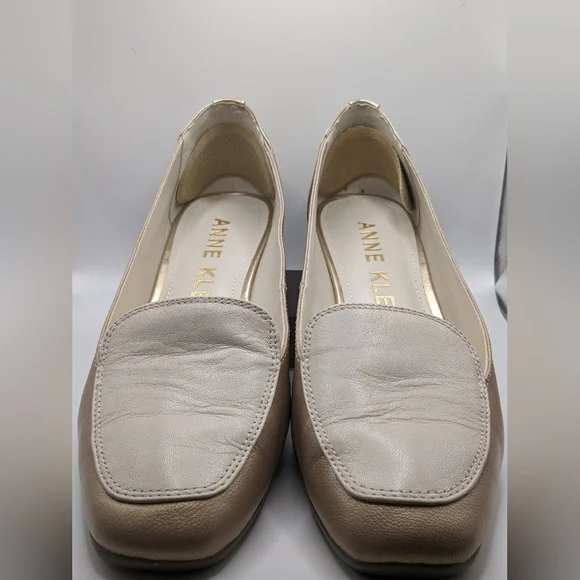 Anne Klein Daneen cream and two-tone gold Leather Loafer Shoe Low Heel Sz 9 - Picture 6 of 7